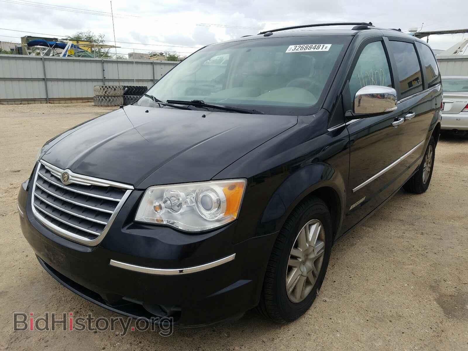 2008 CHRYSLER MINIVAN - VIN: 2A8HR64X58R646907 - Фото 2