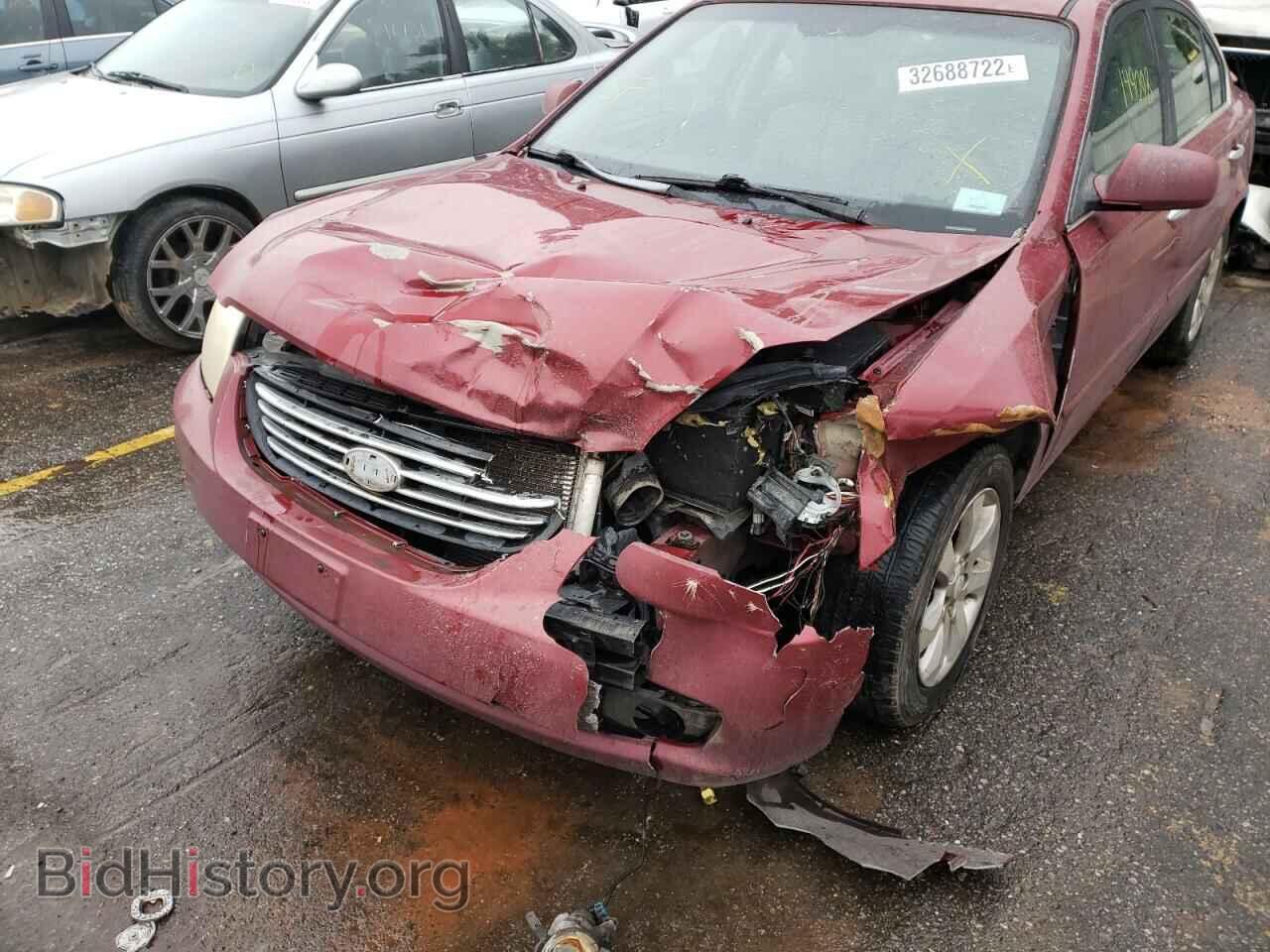 2008 KIA OPTIMA - VIN: KNAGE124X85178144 - Фото 9