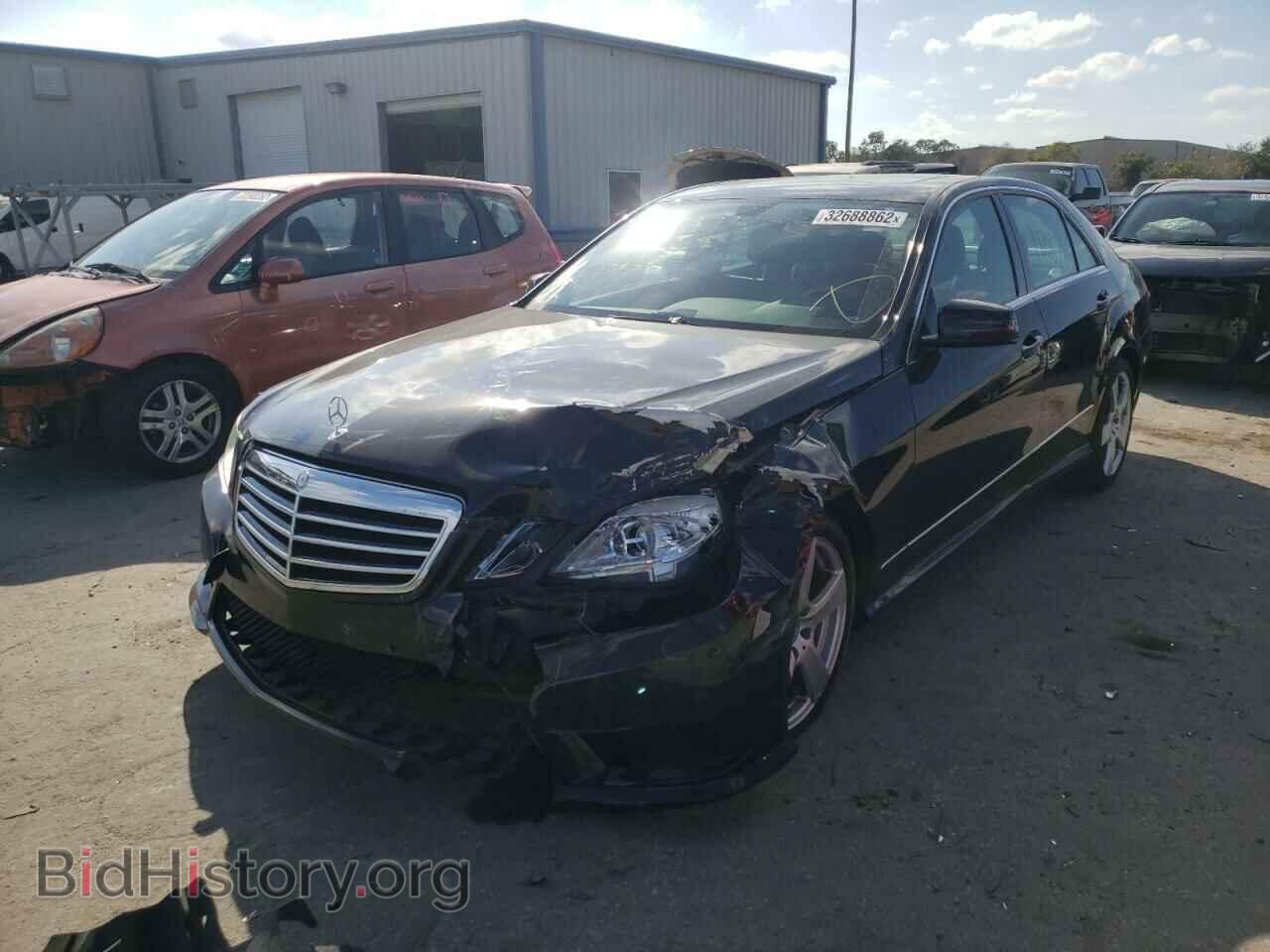 2011 MERCEDES-BENZ E-CLASS - VIN: WDDHF5GB5BA268843 - Фото 2
