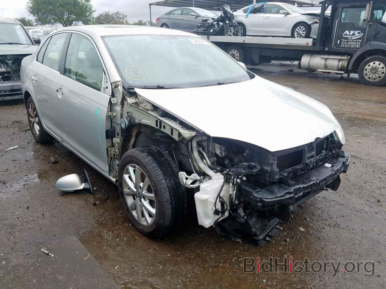 Photo 3VWRZ7AJ7AM036826 - VOLKSWAGEN JETTA 2010