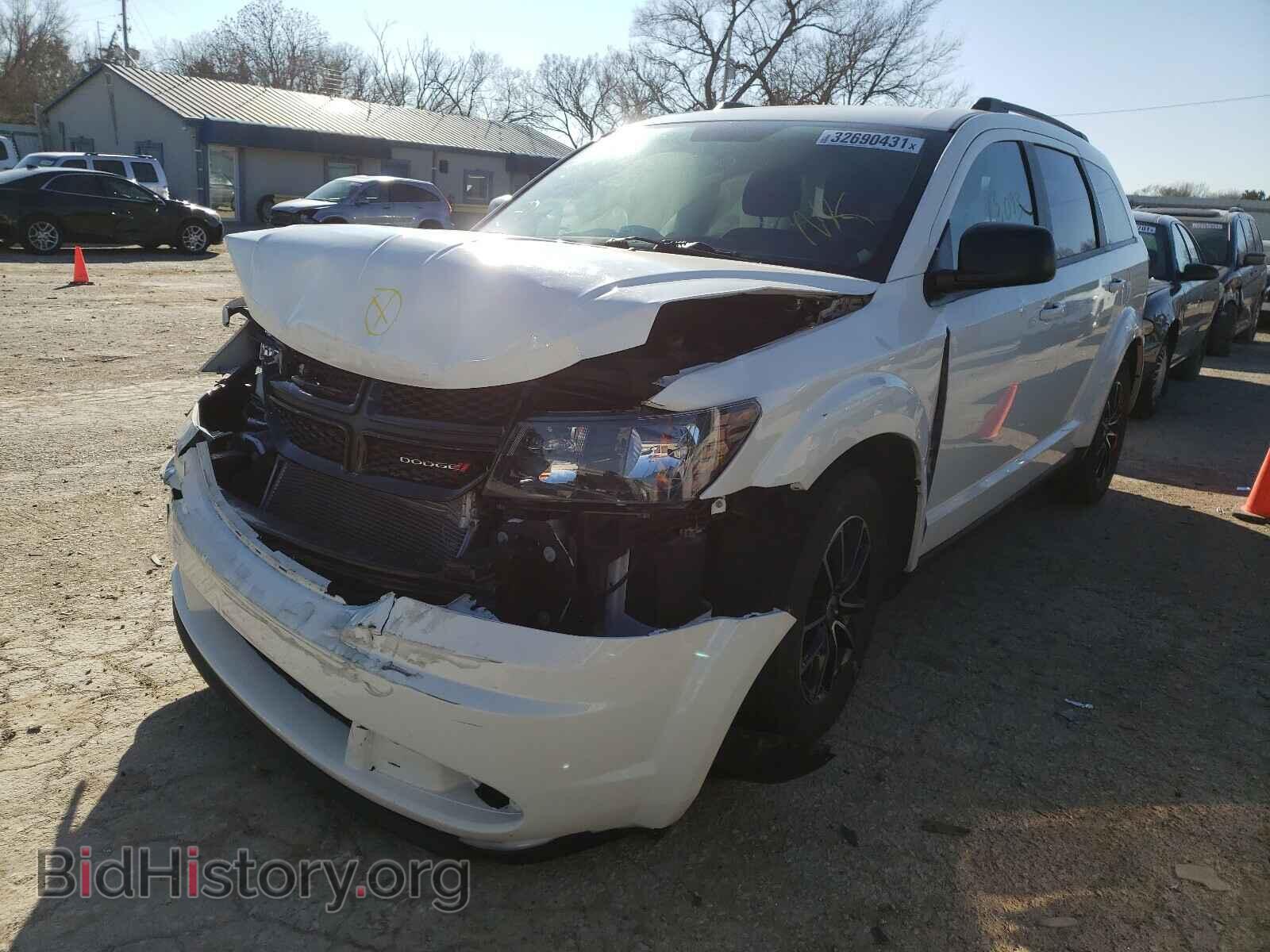2018 DODGE JOURNEY - VIN: 3C4PDCAB0JT347899 - Фото 2