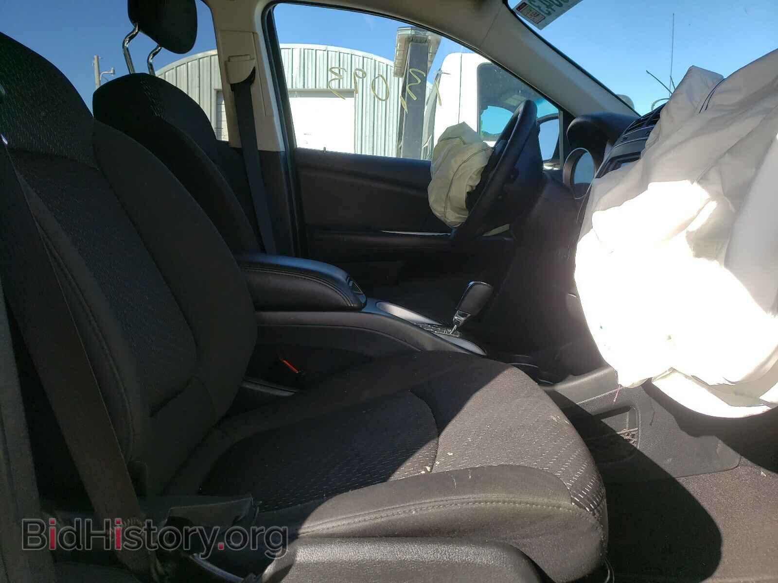 2018 DODGE JOURNEY - VIN: 3C4PDCAB0JT347899 - Фото 5