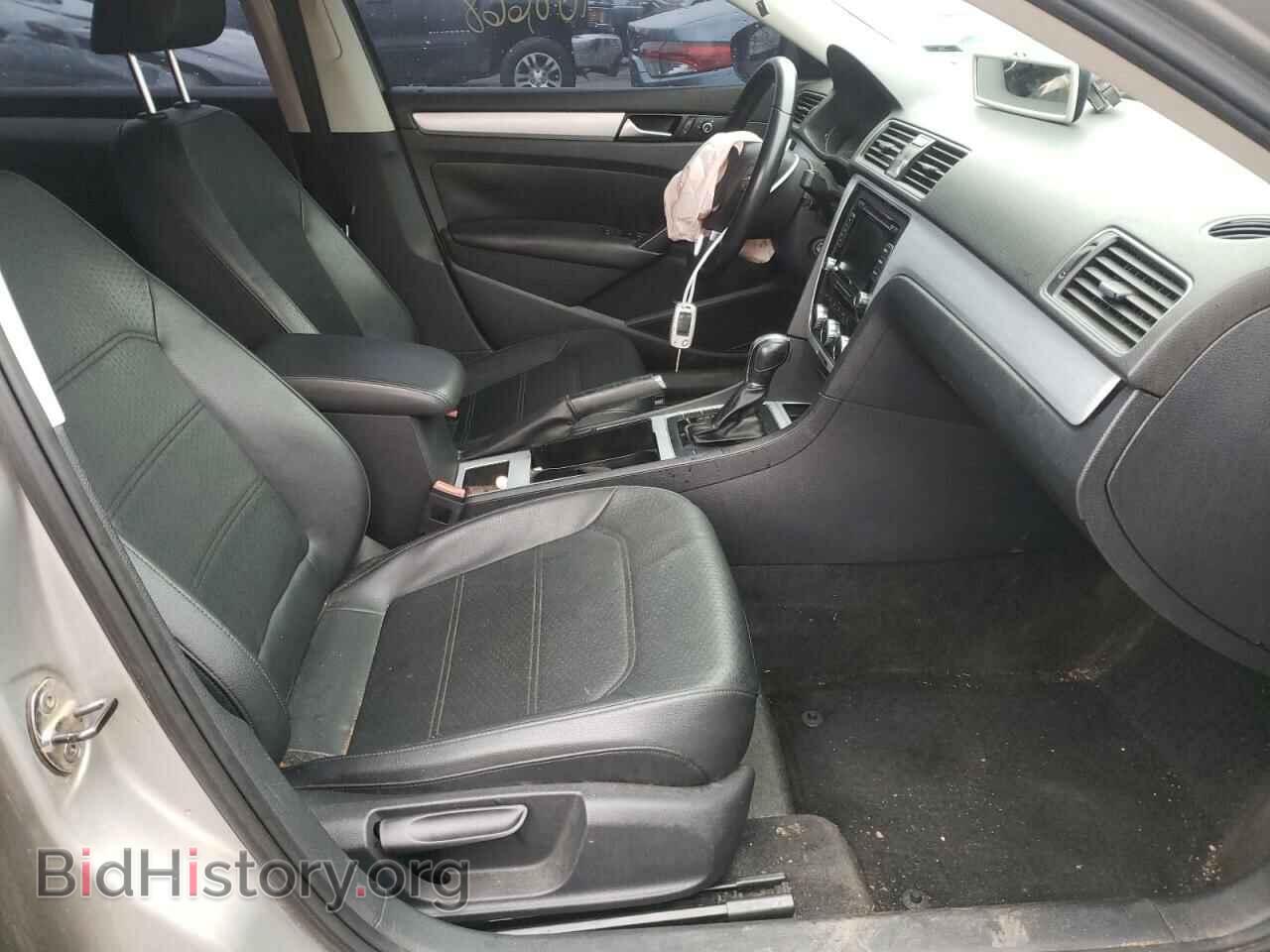 2012 VOLKSWAGEN PASSAT - VIN: 1VWBP7A33CC083056 - Фото 5