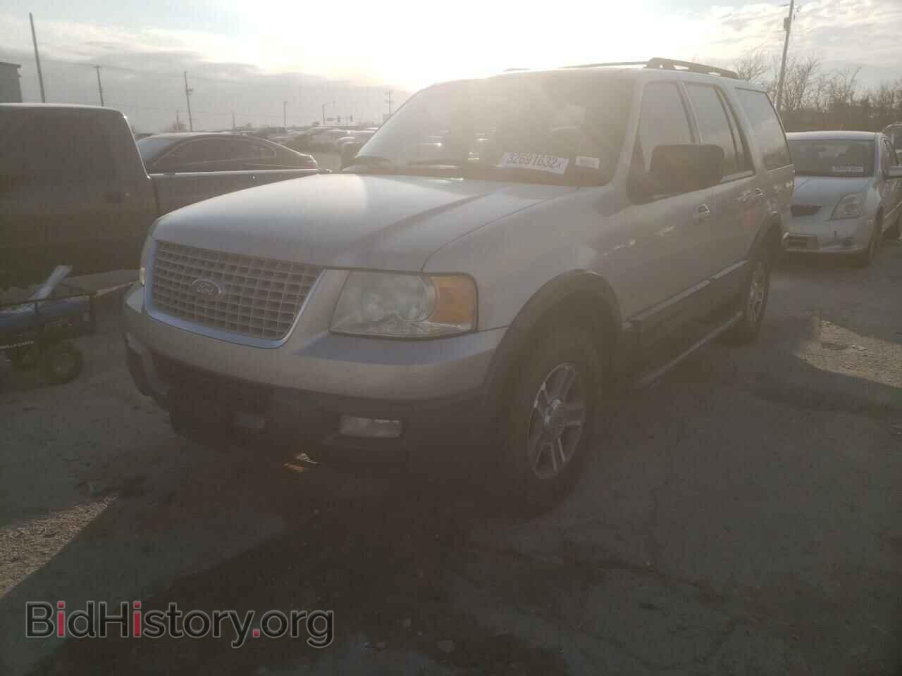 2006 FORD EXPEDITION - VIN: 1FMPU15516LA46503 - Фото 2