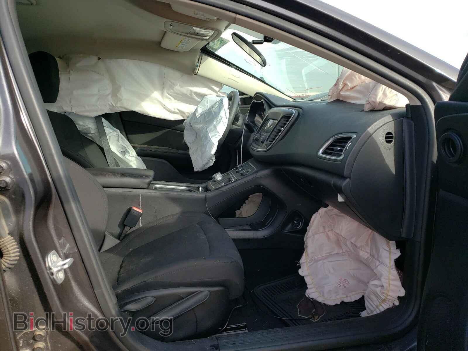 2016 CHRYSLER 200 - VIN: 1C3CCCFB1GN108188 - Photo 5