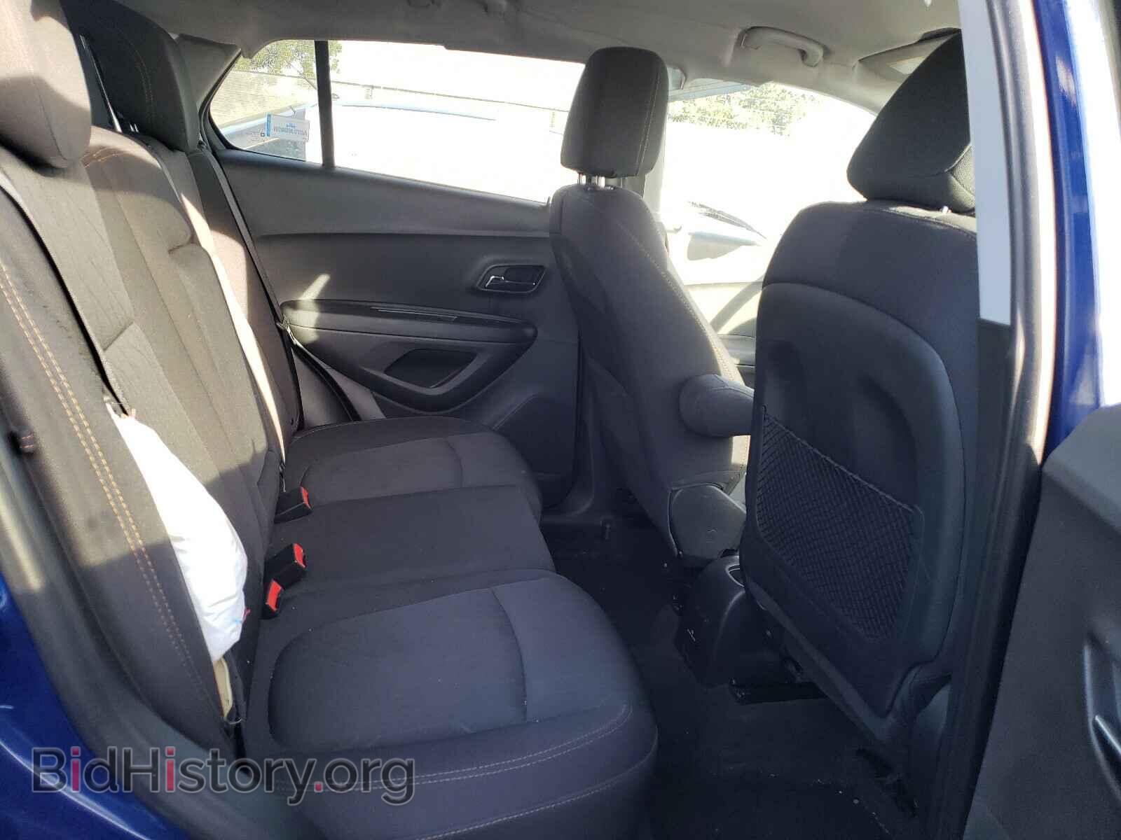 2017 CHEVROLET TRAX - VIN: 3GNCJPSB8HL172669 - Фото 6