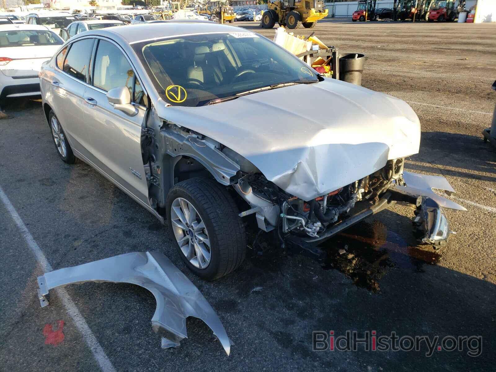 Photo 3FA6P0PU7JR137121 - FORD FUSION 2018