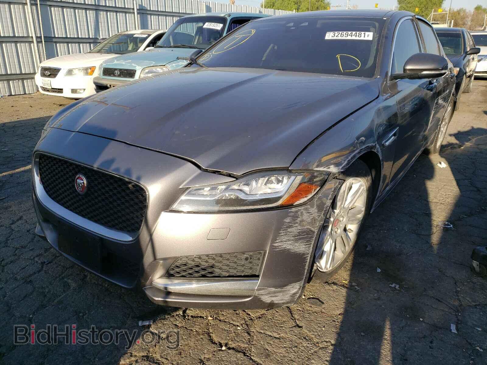2017 JAGUAR XF - VIN: SAJBD4BV2HCY32674 - Фото 2