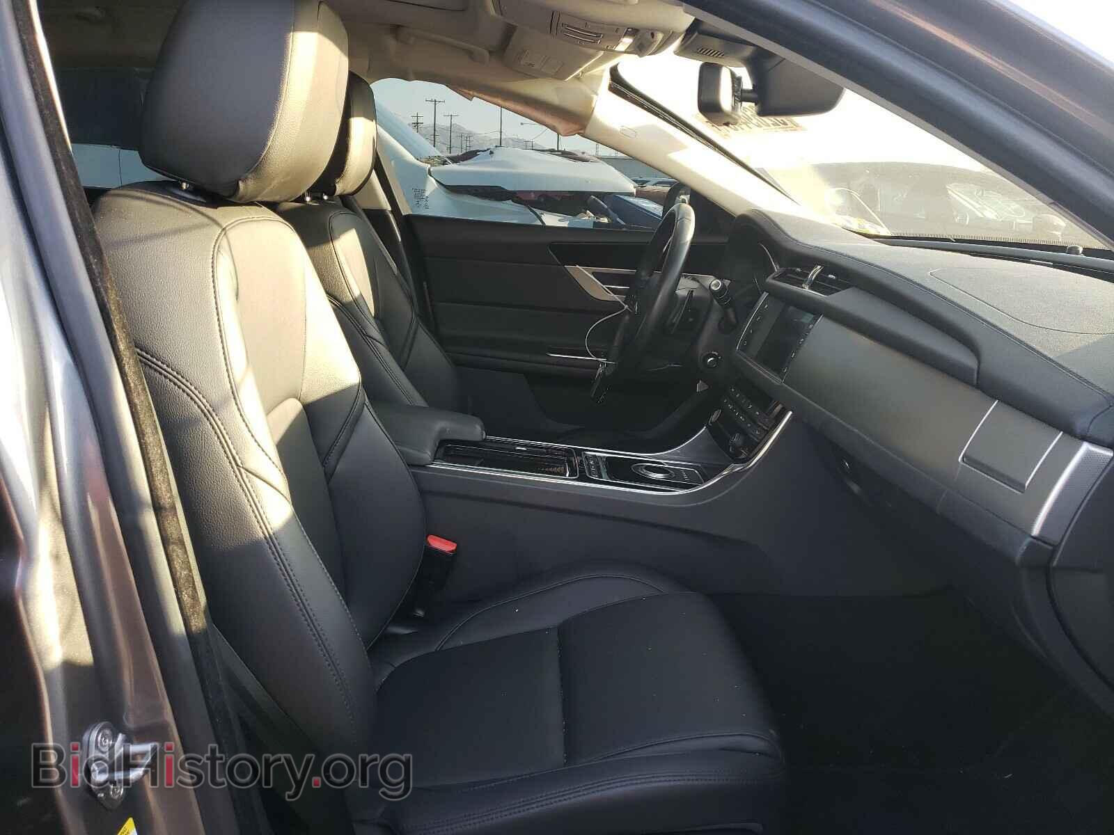 2017 JAGUAR XF - VIN: SAJBD4BV2HCY32674 - Фото 5