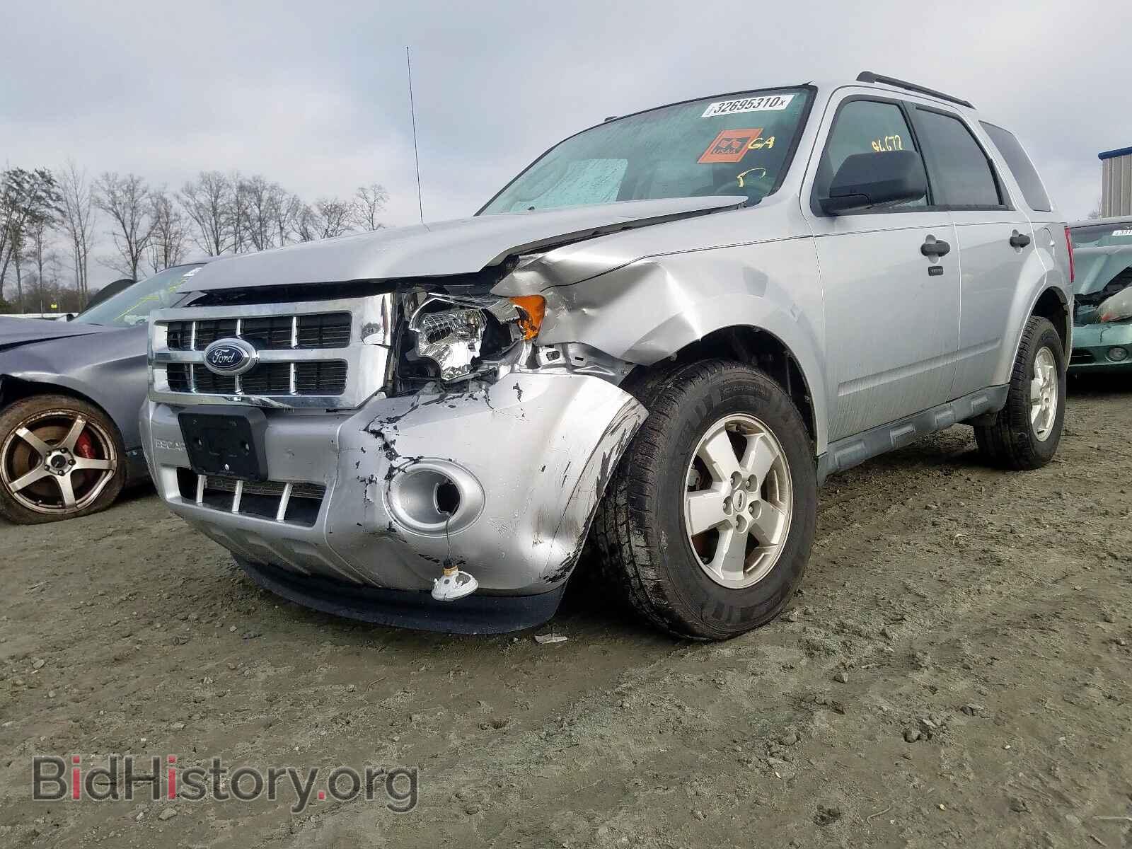 2011 FORD ESCAPE - VIN: 1FMCU0D72BKC54093 - Фото 2