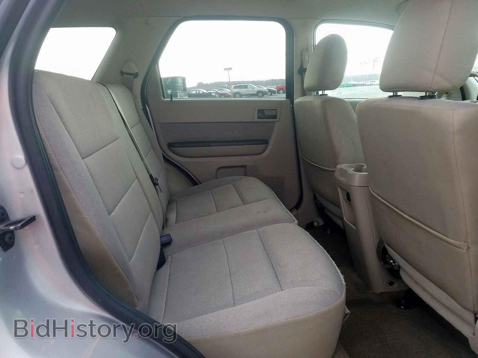 2011 FORD ESCAPE - VIN: 1FMCU0D72BKC54093 - Фото 6