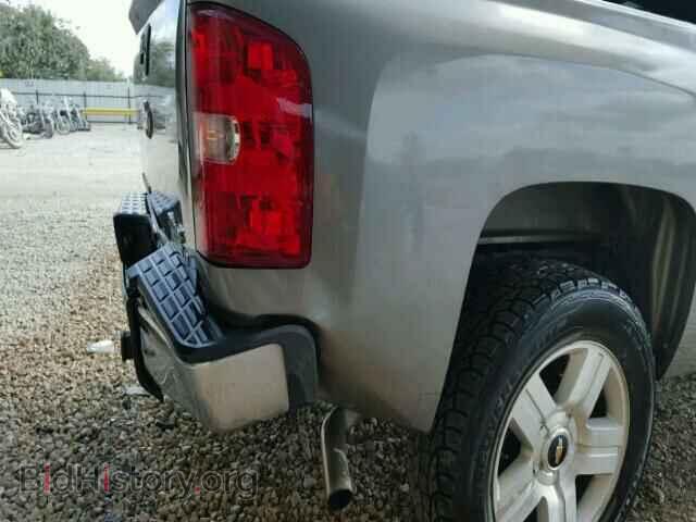 2008 CHEVROLET SILVERADO - VIN: 1GCEC19038Z209424 - Фото 9
