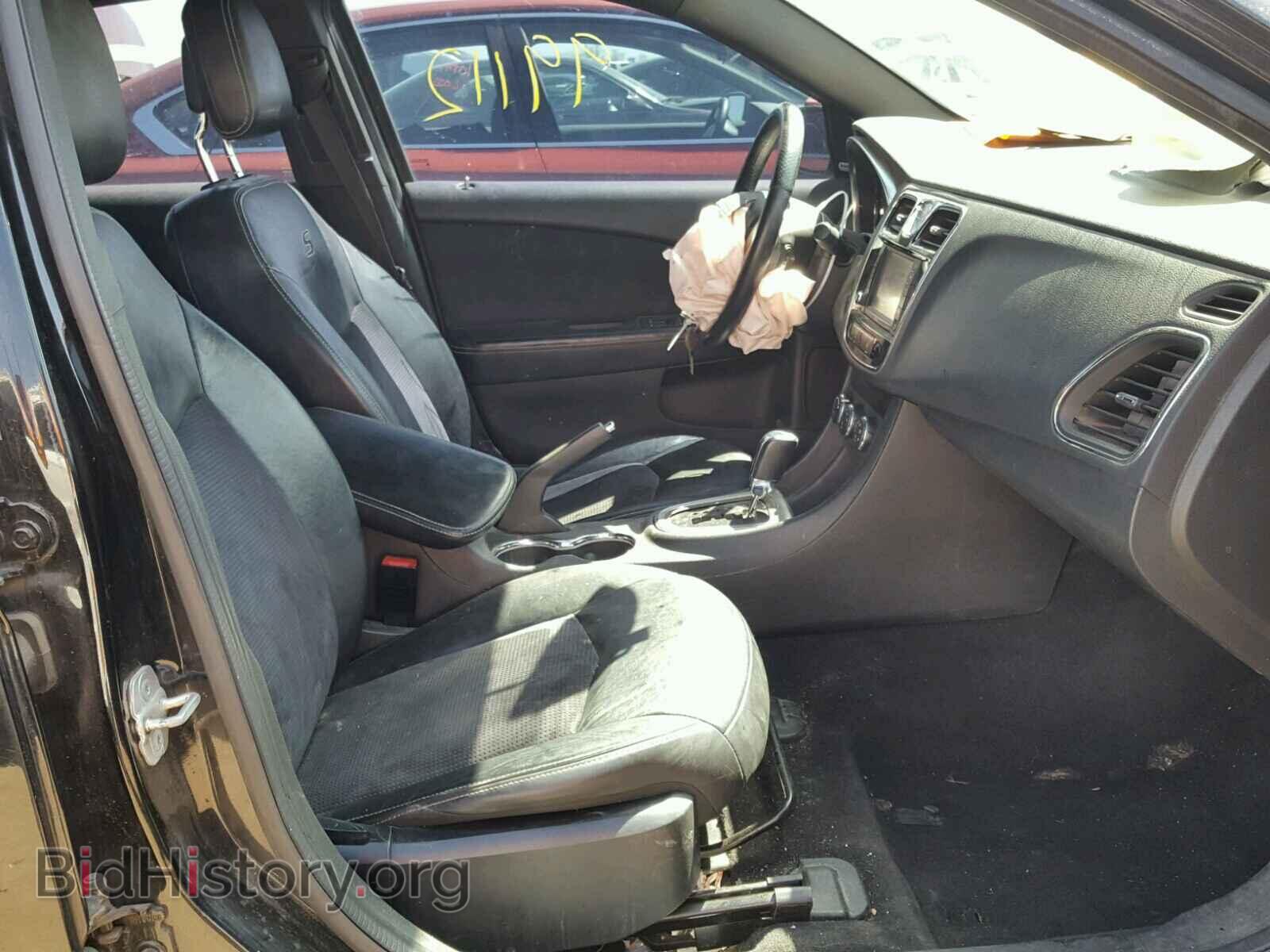 2012 CHRYSLER 200 - VIN: 1C3CCBHG2CN176951 - Фото 5