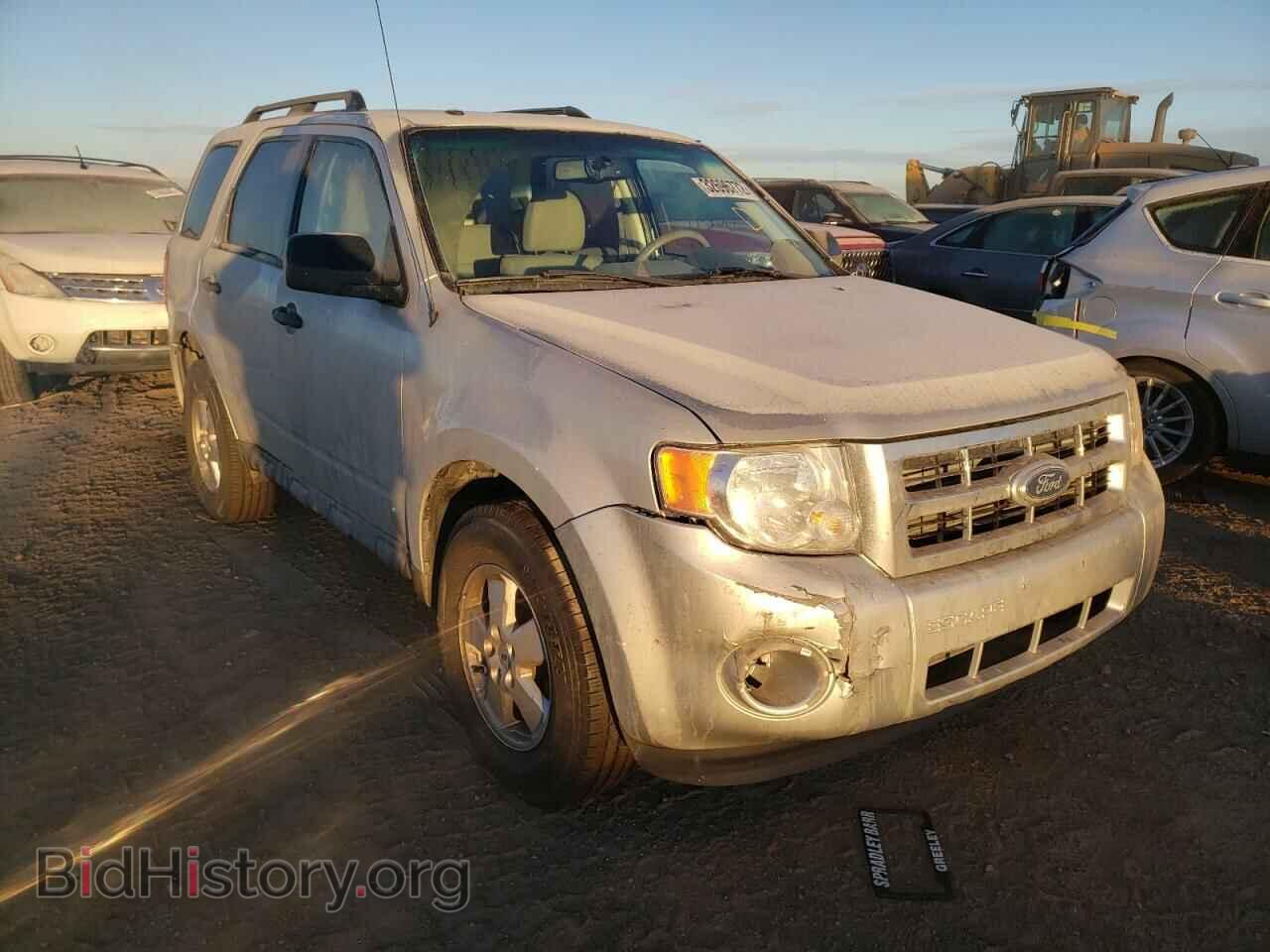 Фотография 1FMCU0D79CKA90620 - FORD ESCAPE 2012