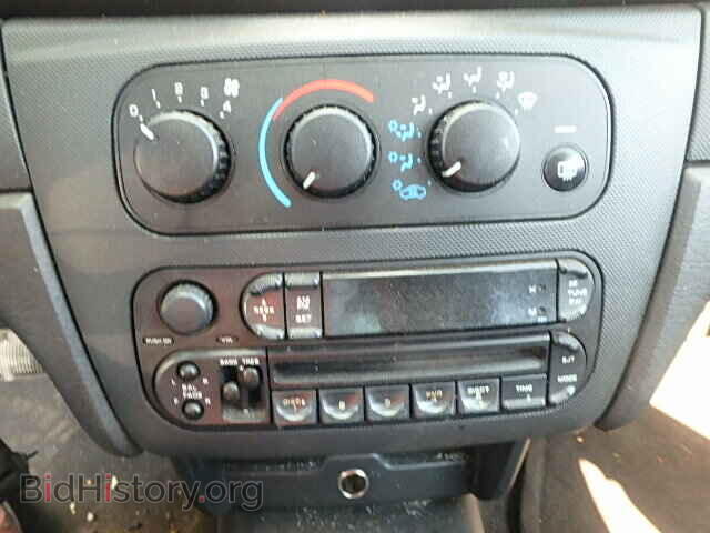 2004 CHRYSLER SEBRING - VIN: 1C3EL46X04N172678 - Фото 9