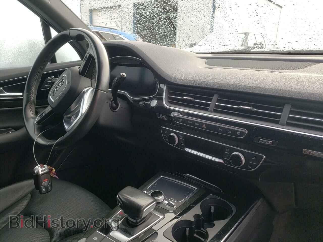 2017 AUDI Q7 - VIN: WA1LAAF74HD024501 - Фото 9