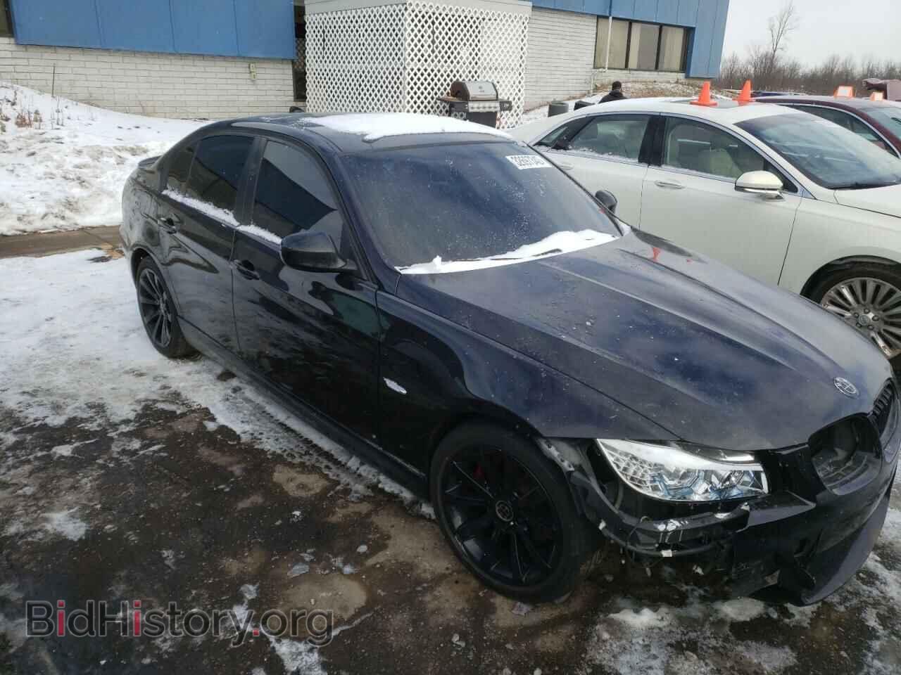 Фотография WBAPK5C50BA658912 - BMW 3 SERIES 2011