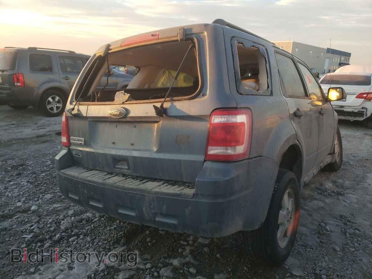 2011 FORD ESCAPE - VIN: 1FMCU0D79BKA55817 - Фото 4