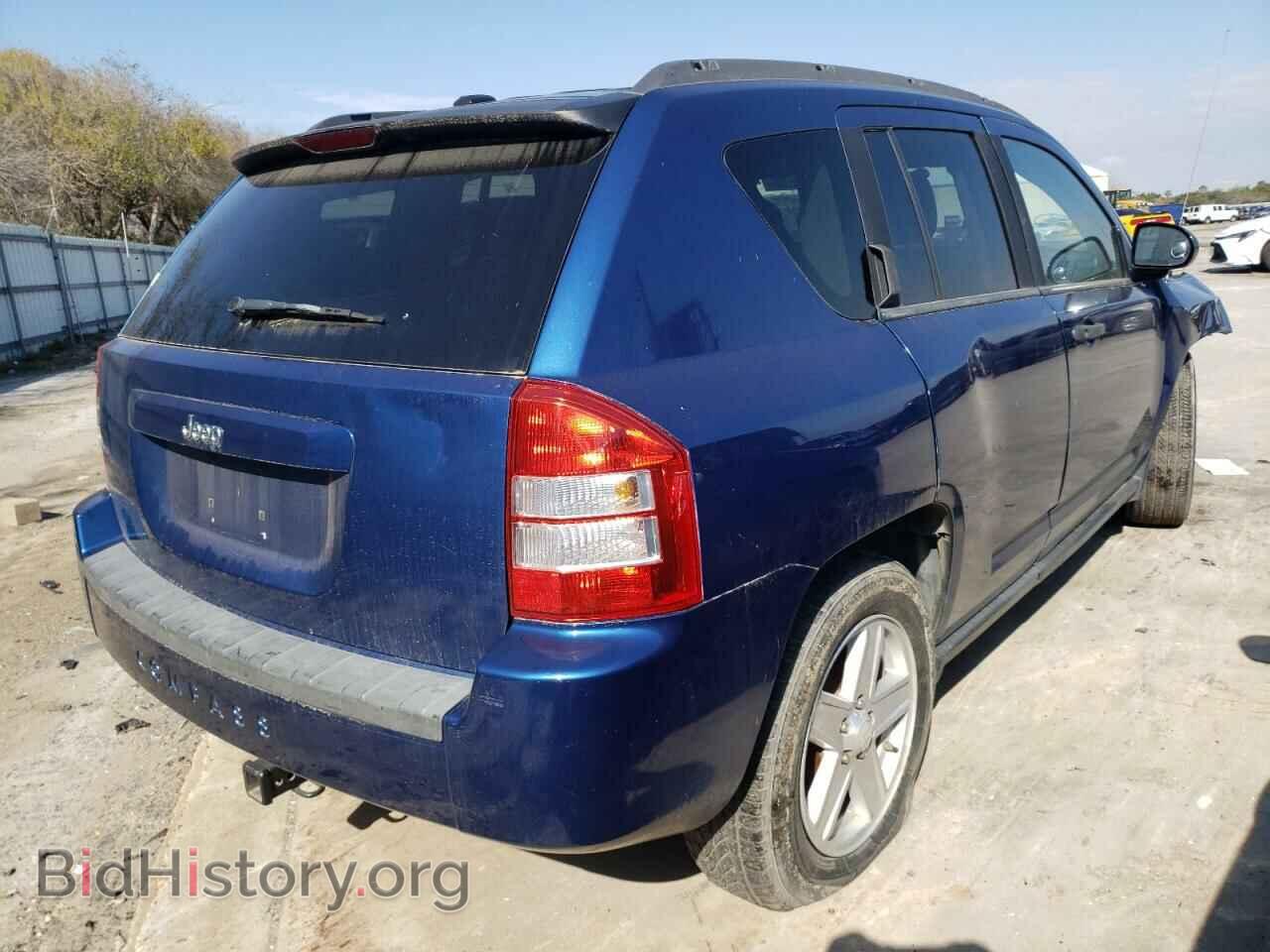 2010 JEEP COMPASS - VIN: 1J4NT4FA5AD529727 - Photo 4