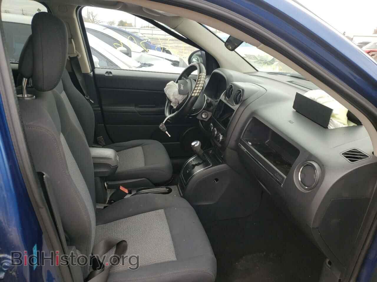 2010 JEEP COMPASS - VIN: 1J4NT4FA5AD529727 - Photo 5