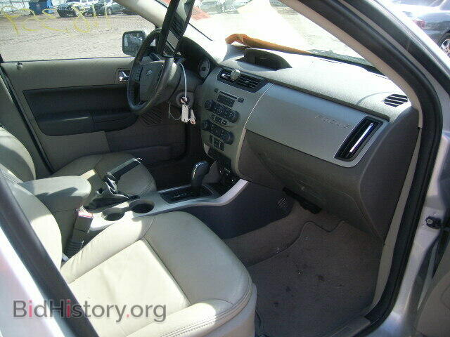 2008 FORD FOCUS - VIN: 1FAHP35N98W114873 - Фото 5