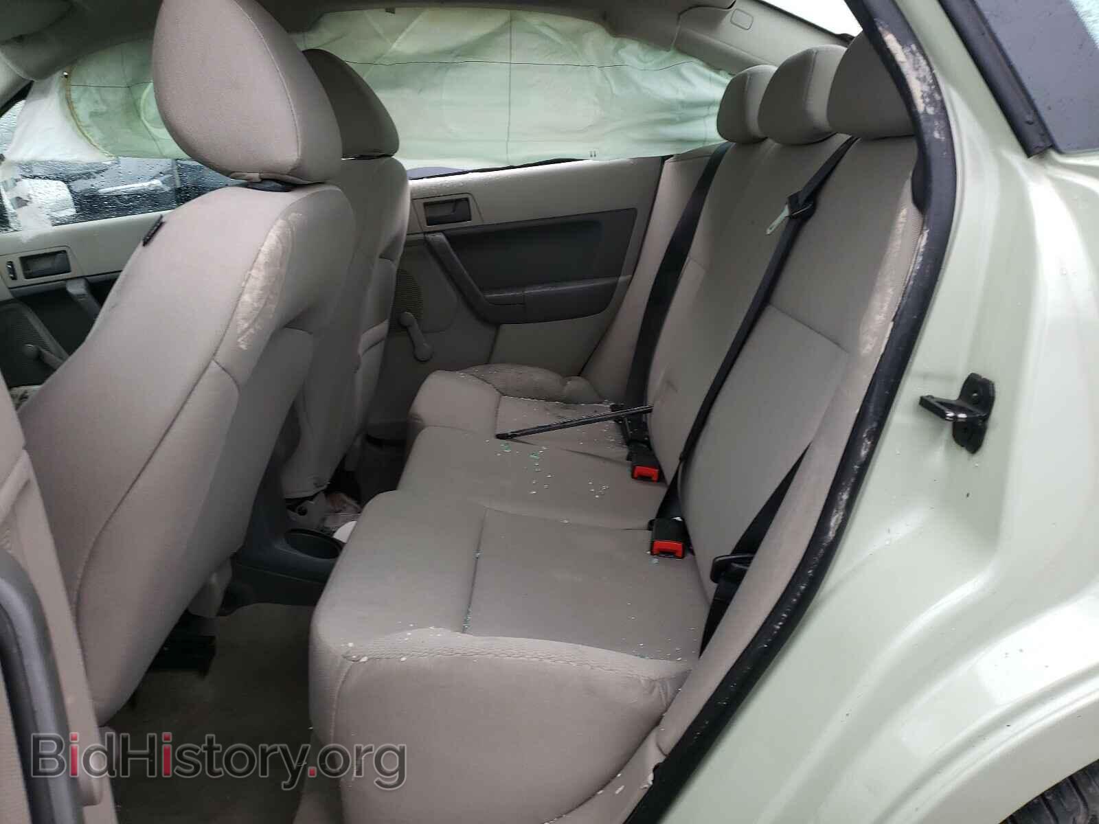 2011 FORD FOCUS - VIN: 1FAHP3EN6BW174696 - Фото 6