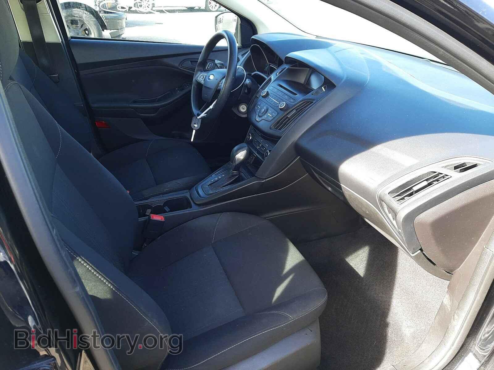2017 FORD FOCUS - VIN: 1FADP3E27HL303947 - Фото 5