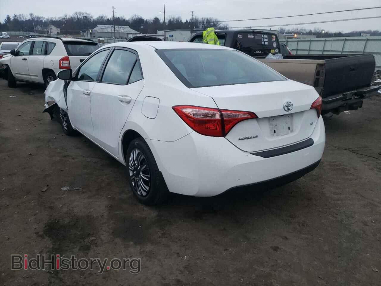 2017 TOYOTA COROLLA - VIN: 2T1BURHE8HC848162 - Фото 3