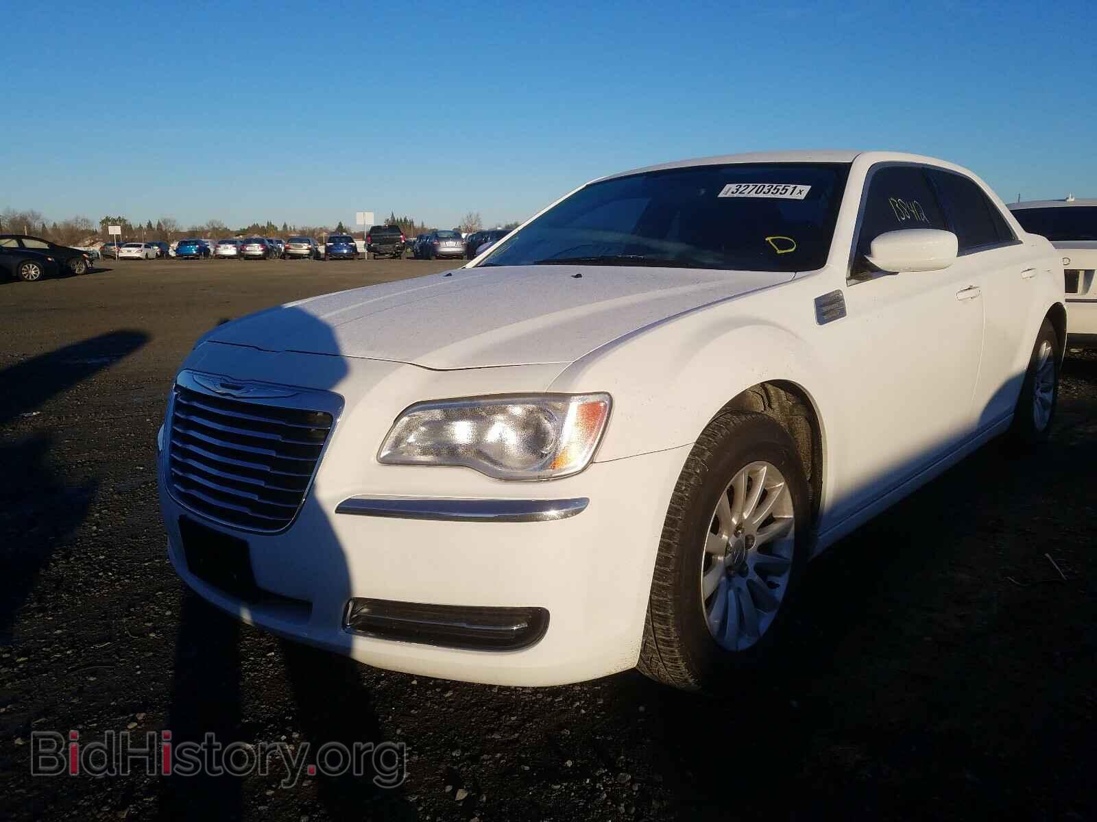 2011 CHRYSLER 300 - VIN: 2C3CA4CG1BH525503 - Фото 2