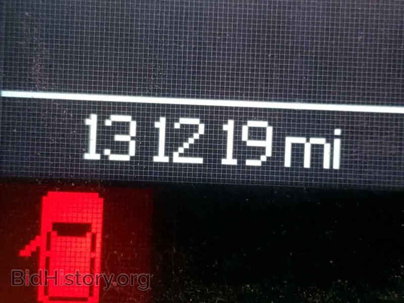 2014 Chrysler MINIVAN (VIN 2C4RC1BG0ER325159) — photo 8 of 10