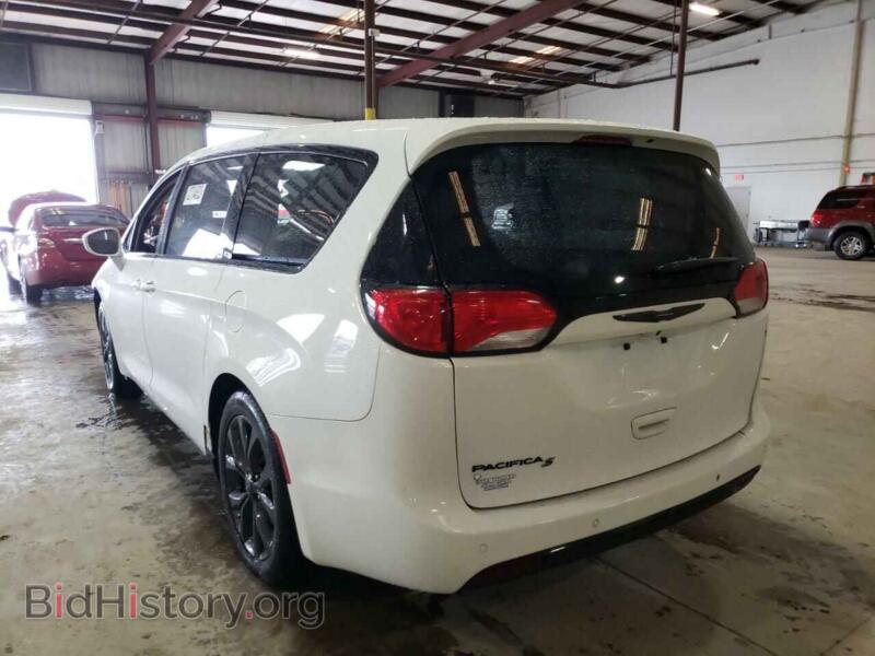 2019 Chrysler PACIFICA (VIN 2C4RC1FG4KR567426) — фото 3 из 10