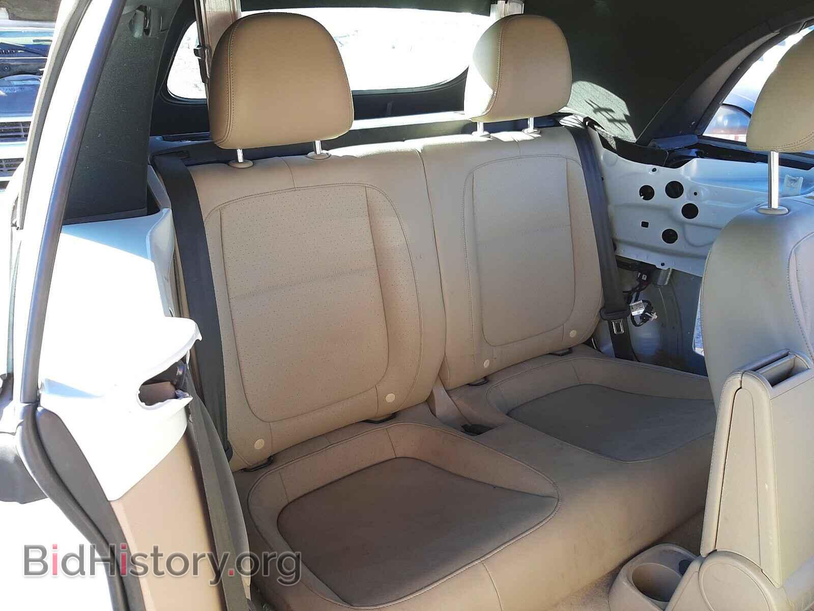 2016 VOLKSWAGEN BEETLE - VIN: 3VW517AT7GM802926 - Фото 6