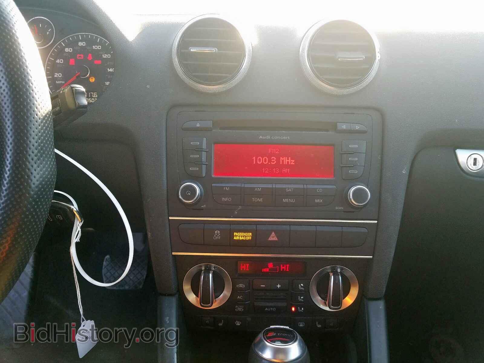 2013 AUDI A3 - VIN: WAUKJAFMXDA009016 - Фото 9