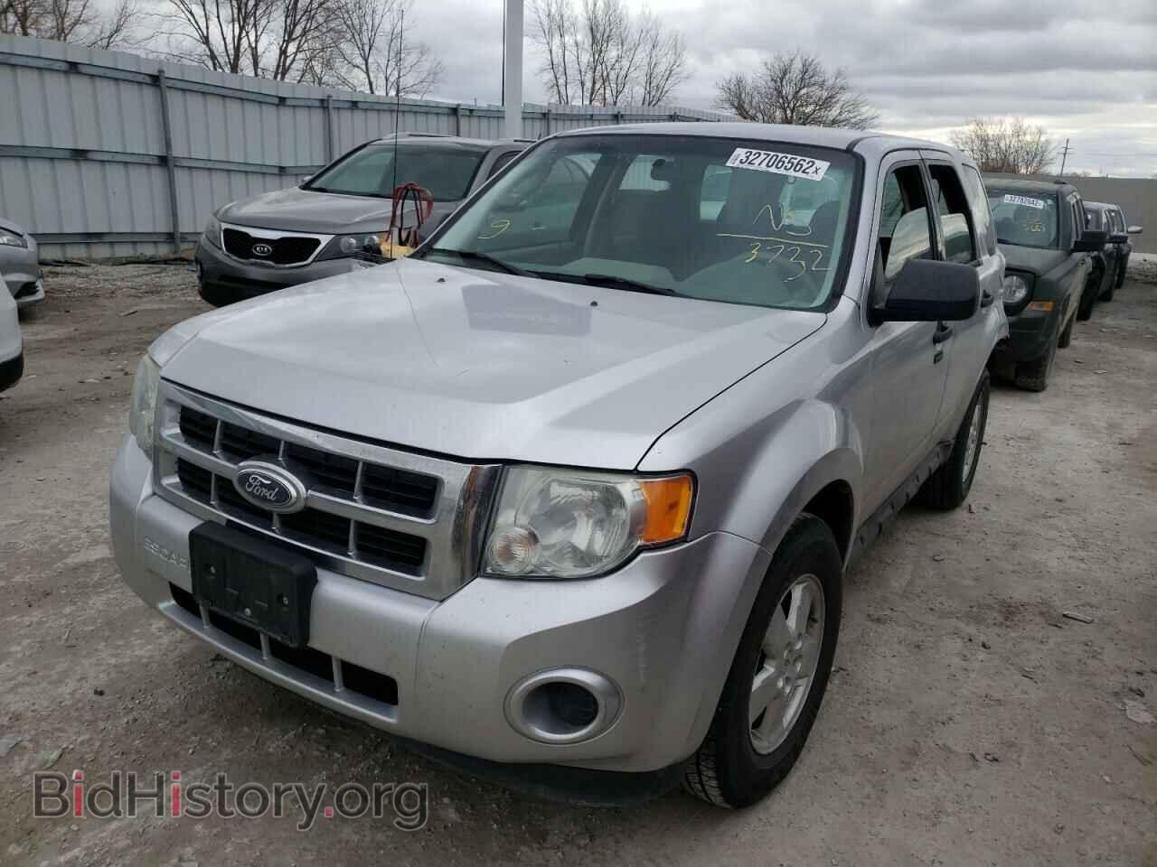 2012 FORD ESCAPE - VIN: 1FMCU9C71CKB93732 - Фото 2