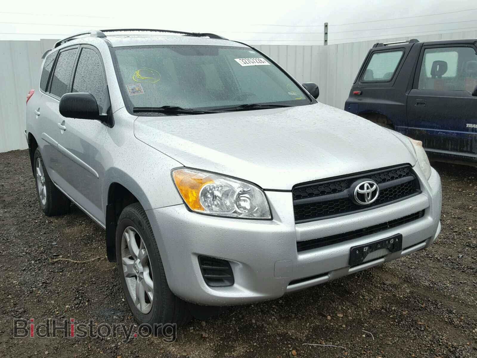 Фотография 2T3BF4DV4CW261135 - TOYOTA RAV4 2012