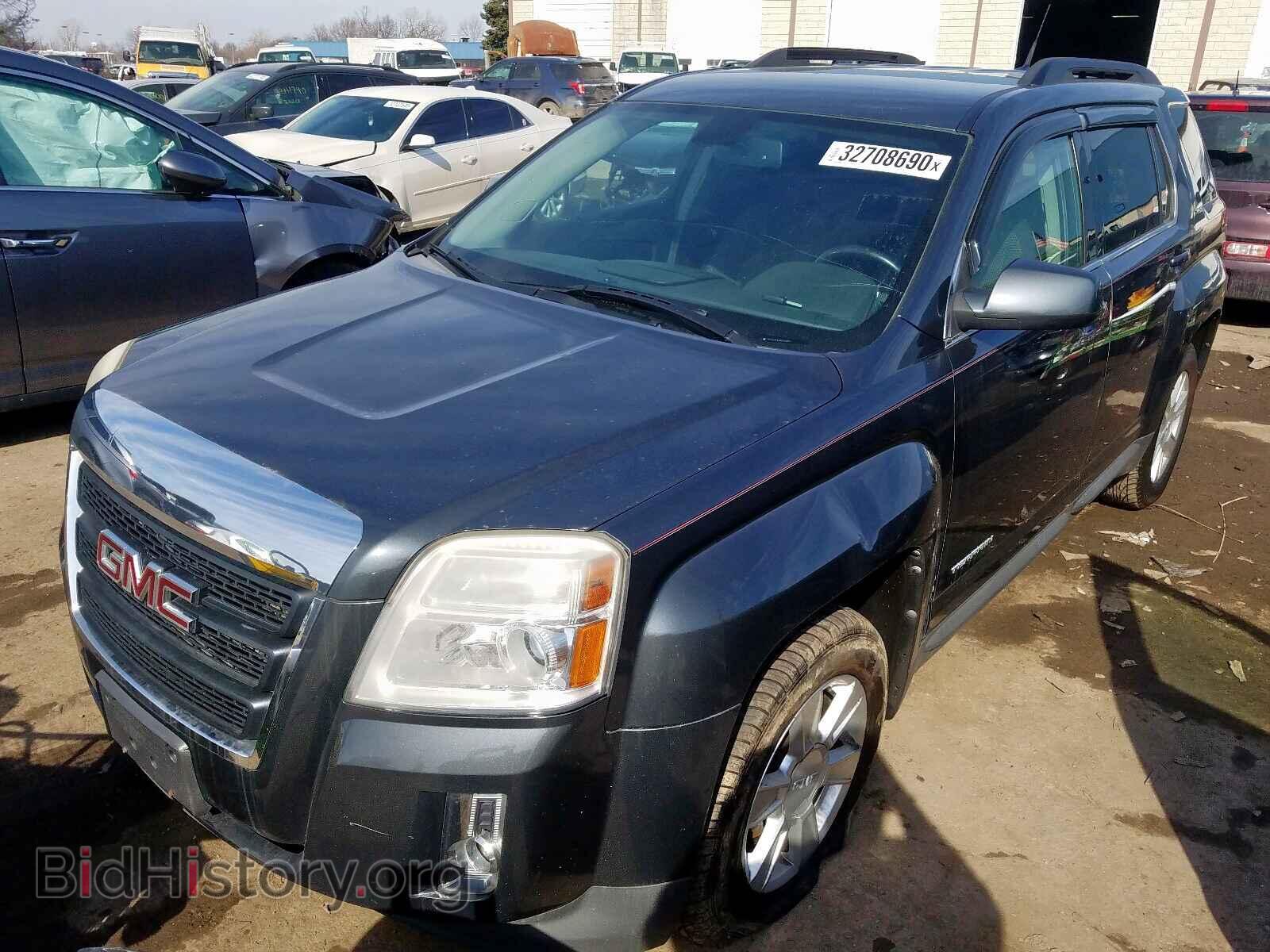 2010 GMC TERRAIN - VIN: 2CTFLEEW4A6228818 - Photo 2