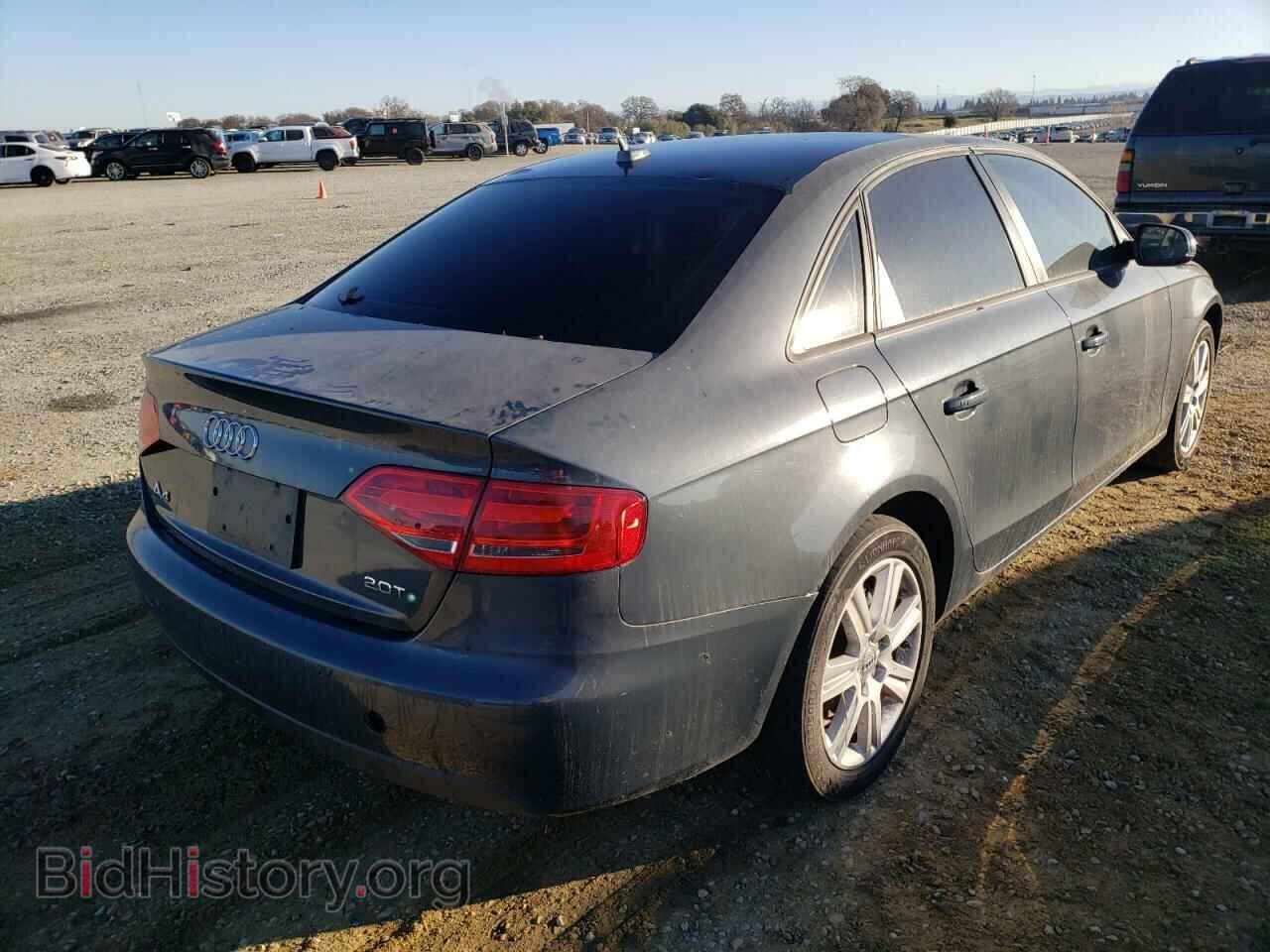2011 AUDI A4 - VIN: WAUAFAFL4BN028493 - Фото 4