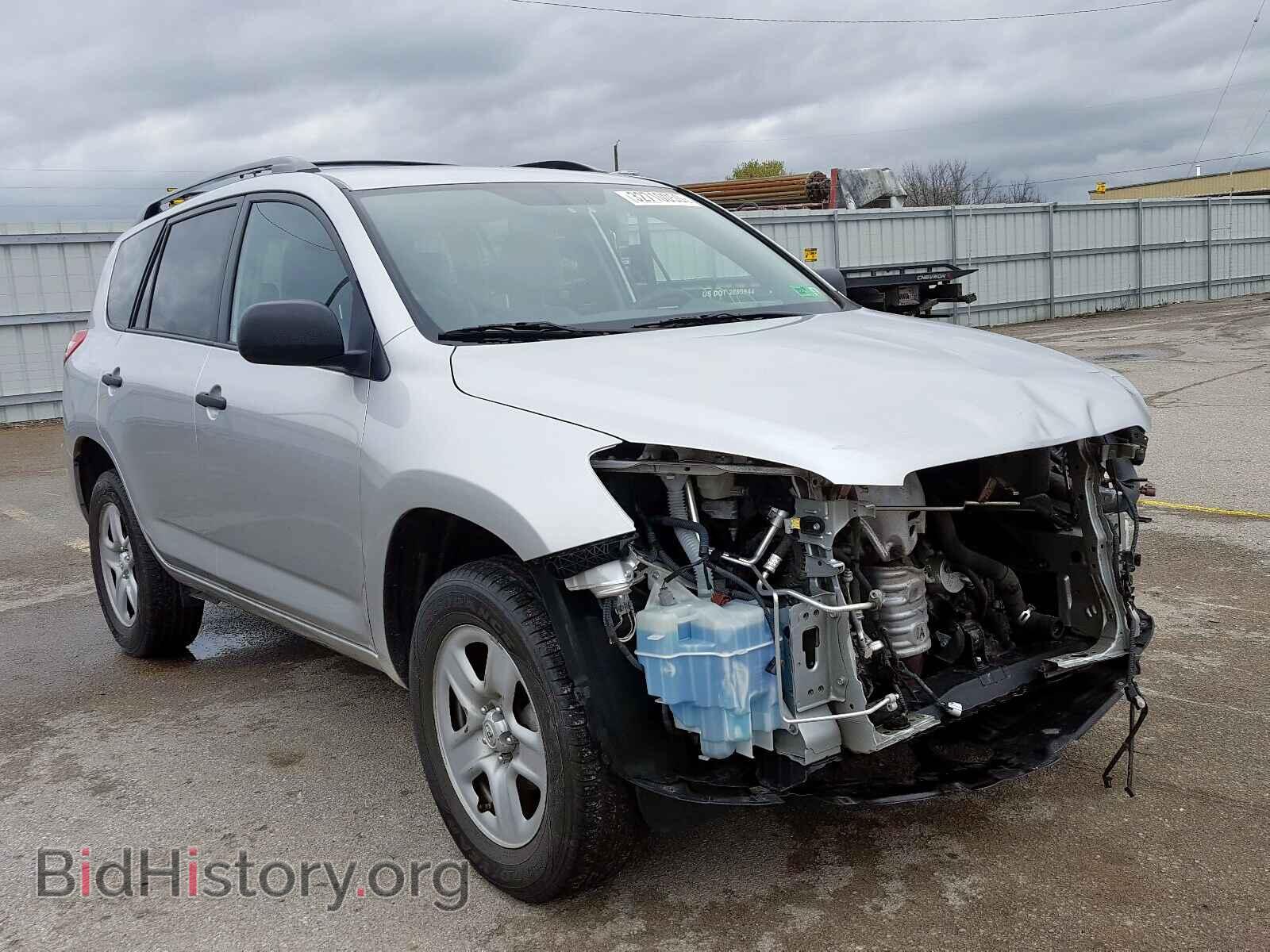 Photo 2T3BF4DV4BW145187 - TOYOTA RAV4 2011
