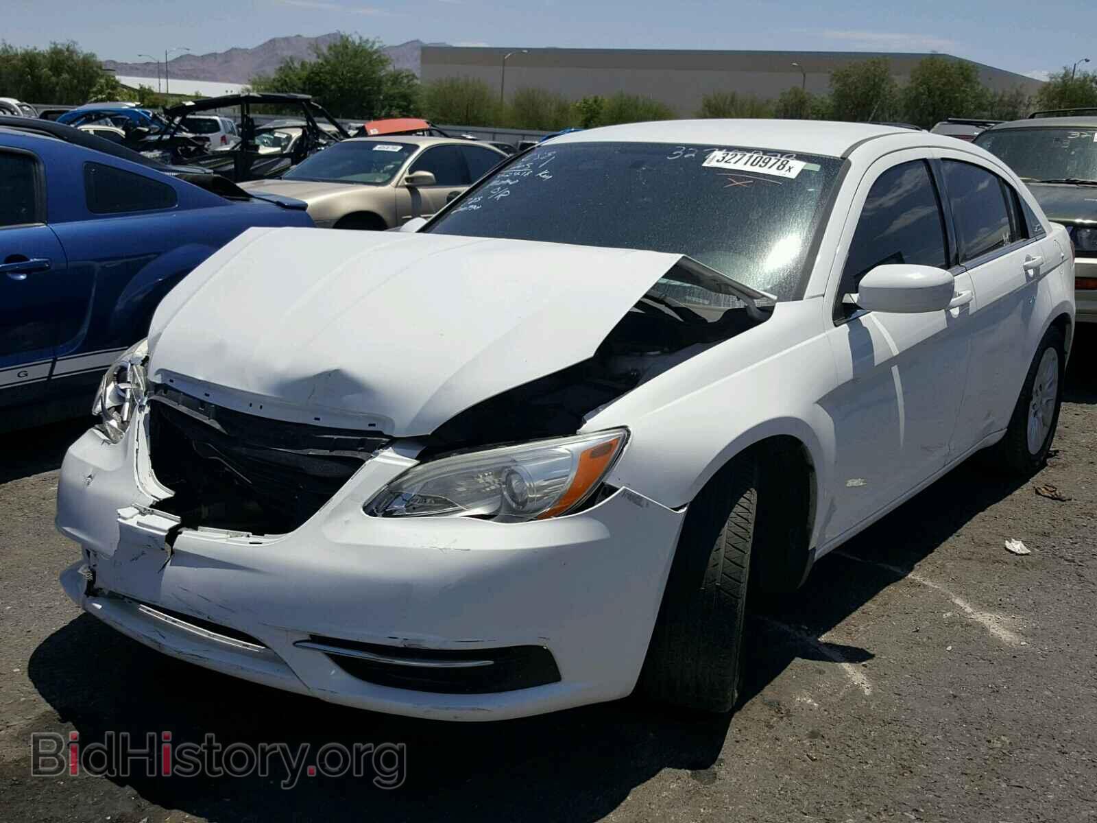2011 CHRYSLER 200 - VIN: 1C3BC4FB6BN623858 - Фото 2