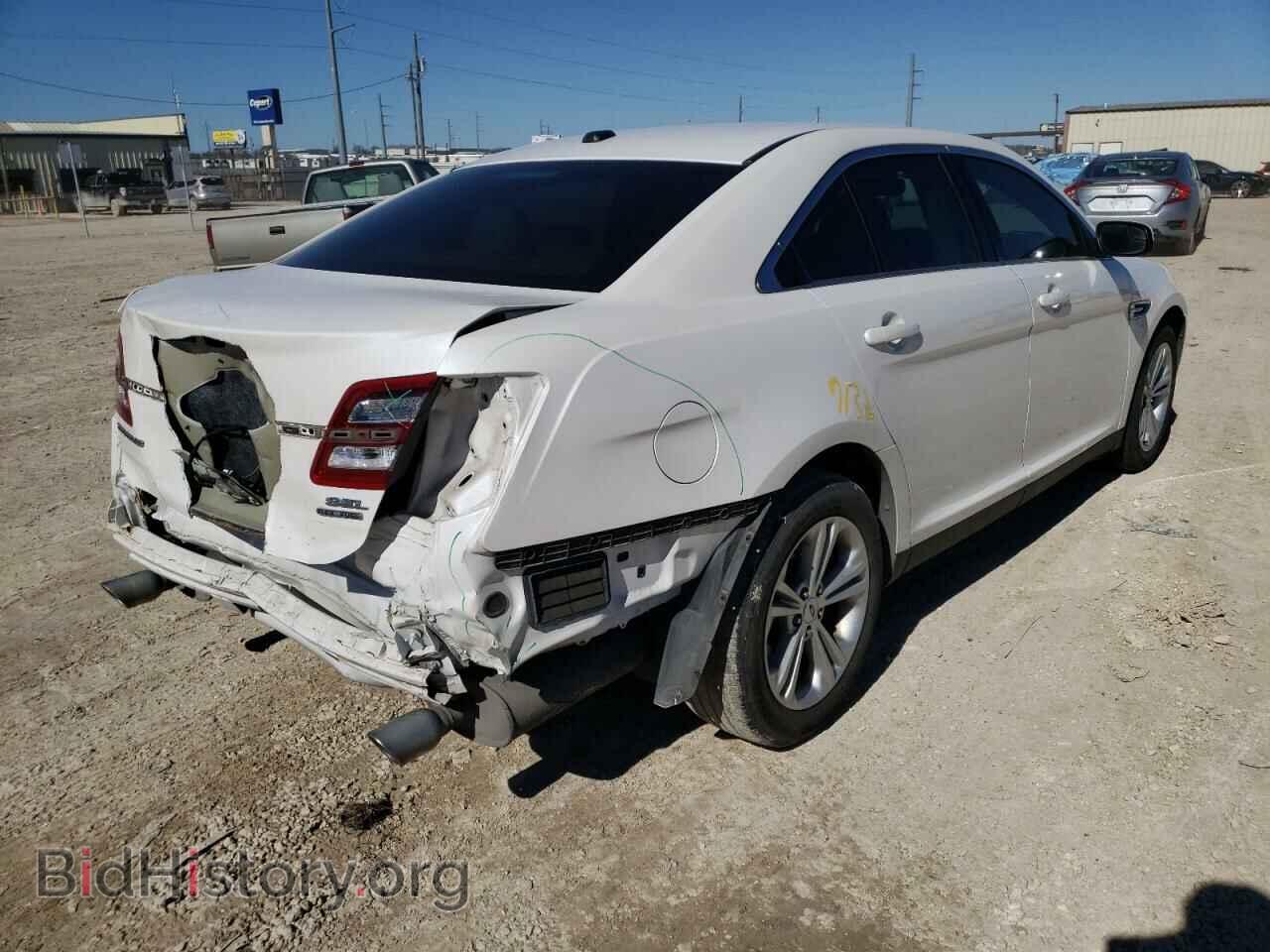 2017 FORD TAURUS - VIN: 1FAHP2E82HG117113 - Фото 4