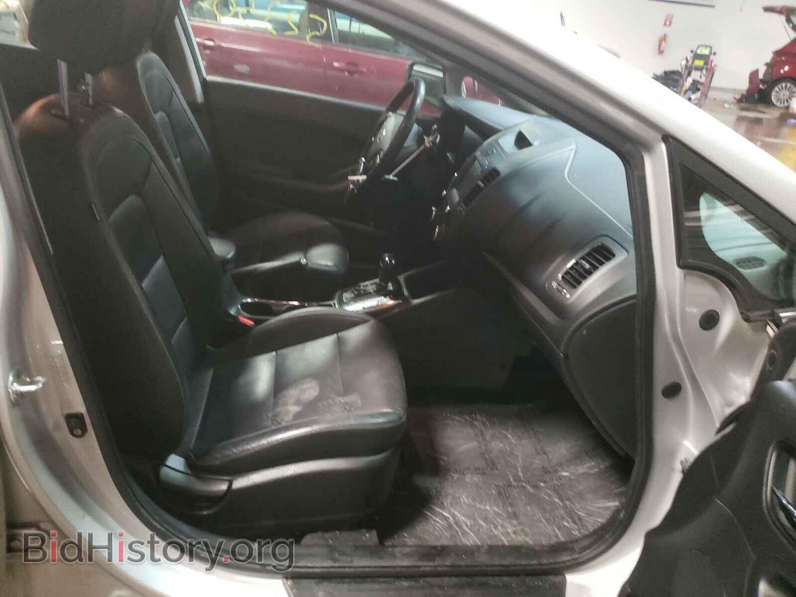 2017 KIA FORTE - VIN: 3KPFN4A80HE005824 - Photo 5