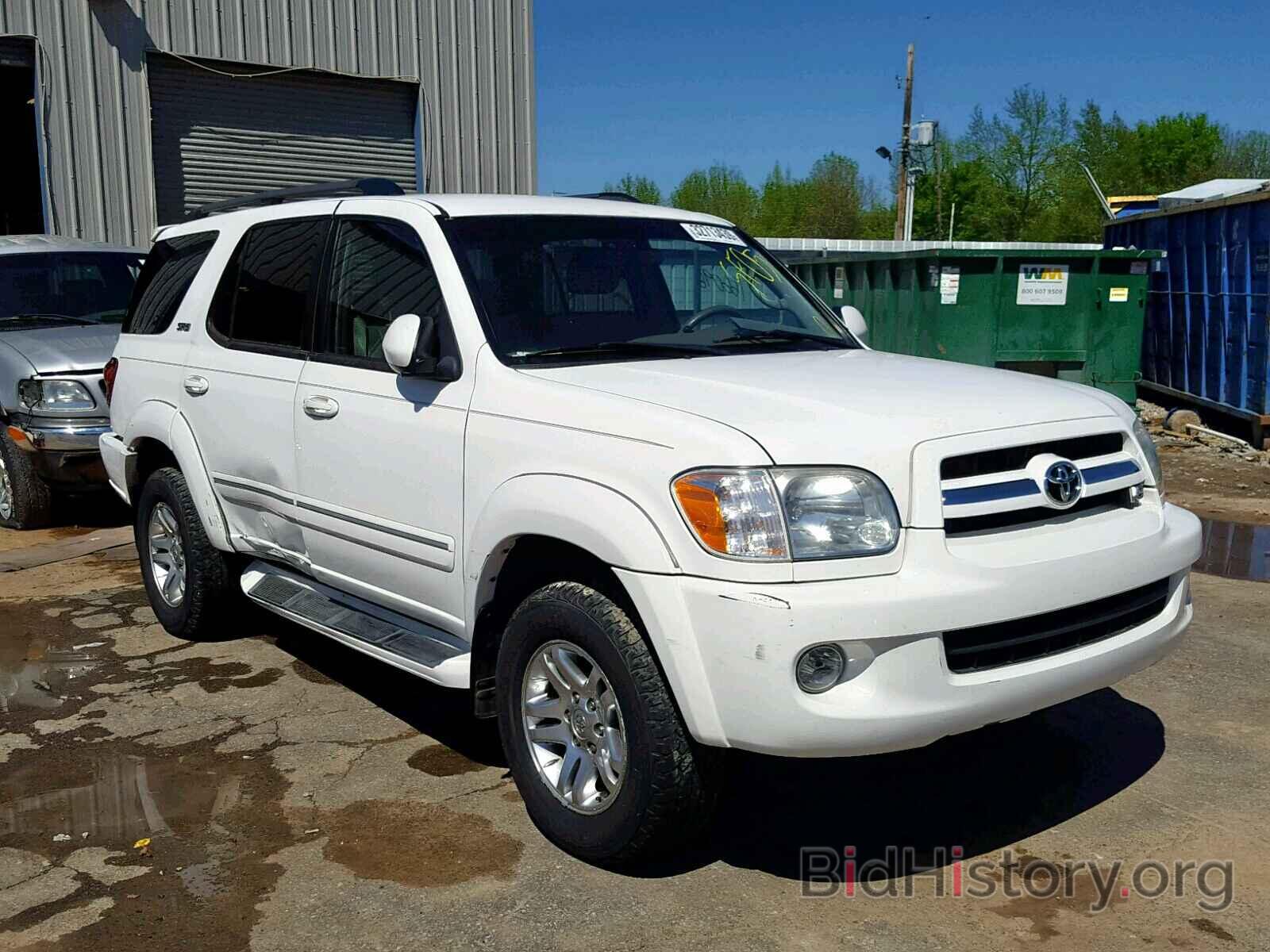 Photo 5TDZT34AX5S246416 - TOYOTA SEQUOIA SR 2005