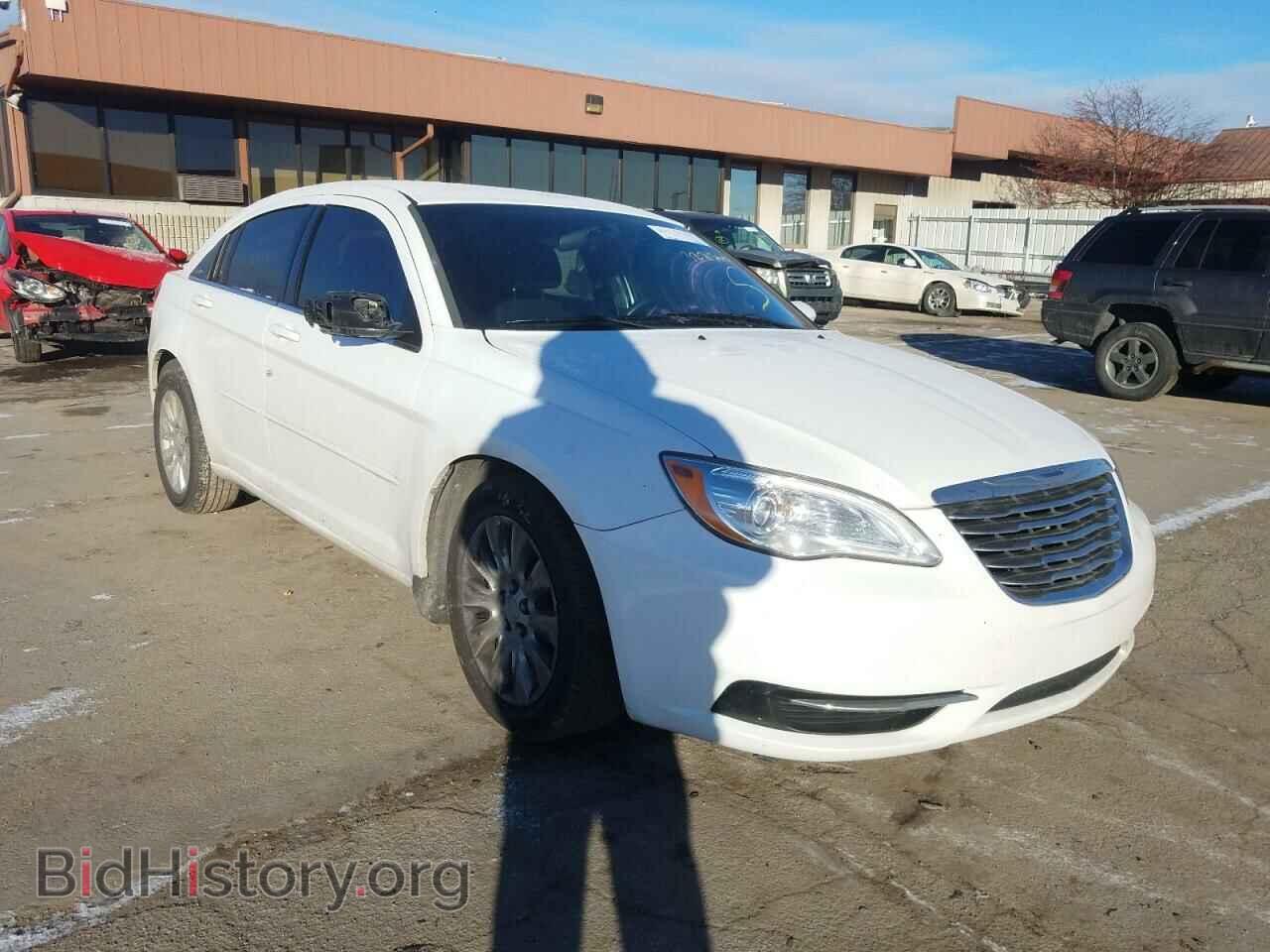 Photo 1C3BC4FB2BN557826 - CHRYSLER 200 2011