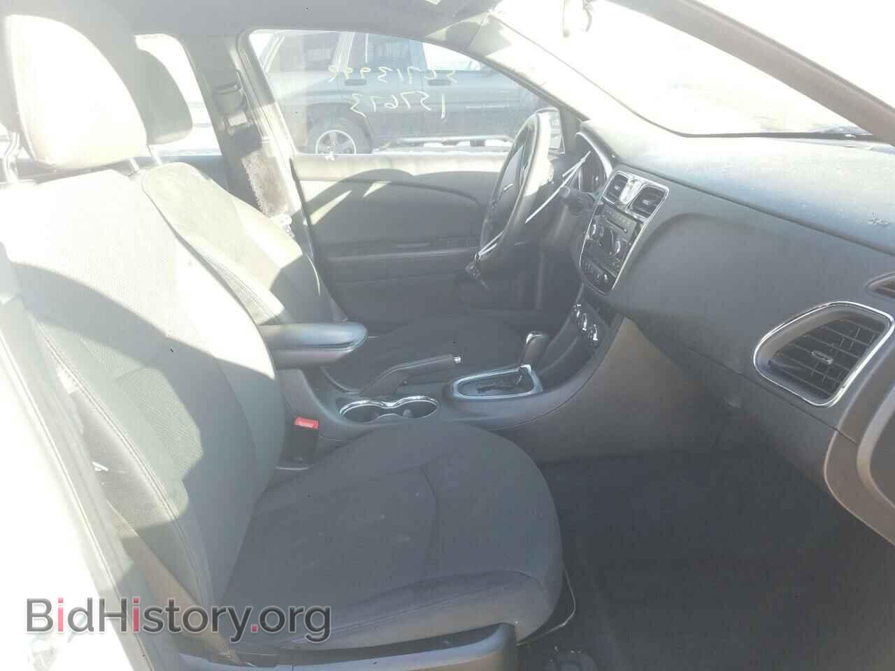 2011 CHRYSLER 200 - VIN: 1C3BC4FB2BN557826 - Фото 5