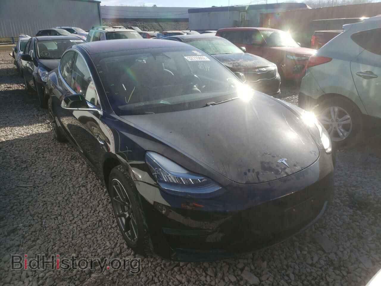 Фотография 5YJ3E1EA1JF010156 - TESLA MODEL 3 2018