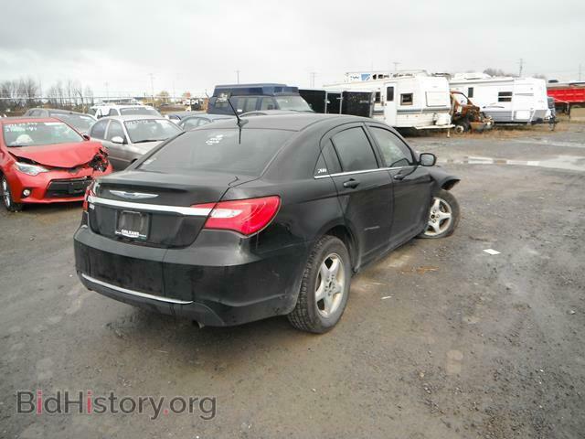 2013 CHRYSLER 200 - VIN: 1C3CCBAB1DN513397 - Photo 4