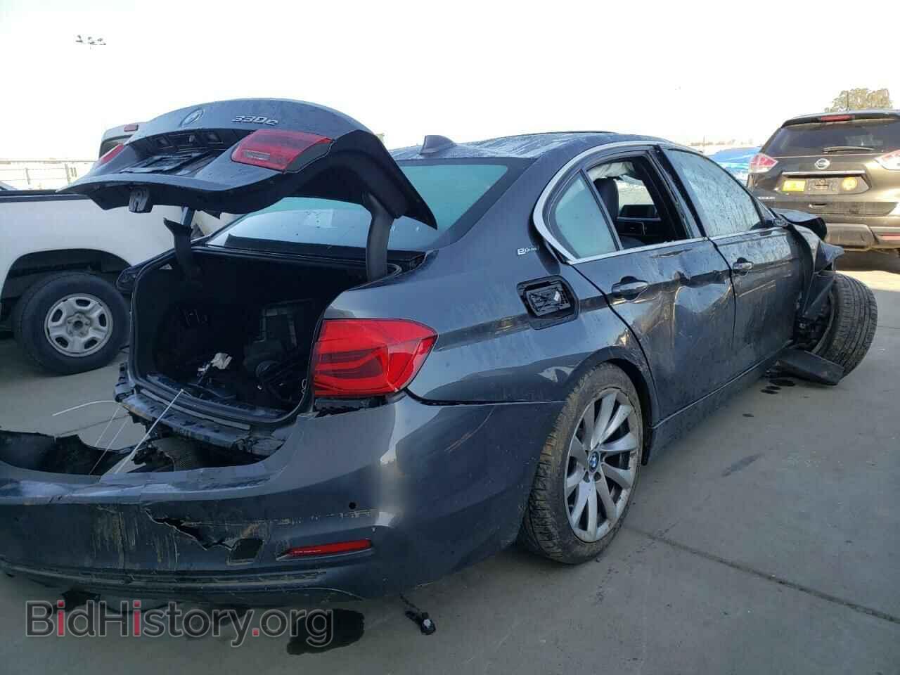 2017 BMW 3 SERIES - VIN: WBA8E1C32HA156530 - Фото 4