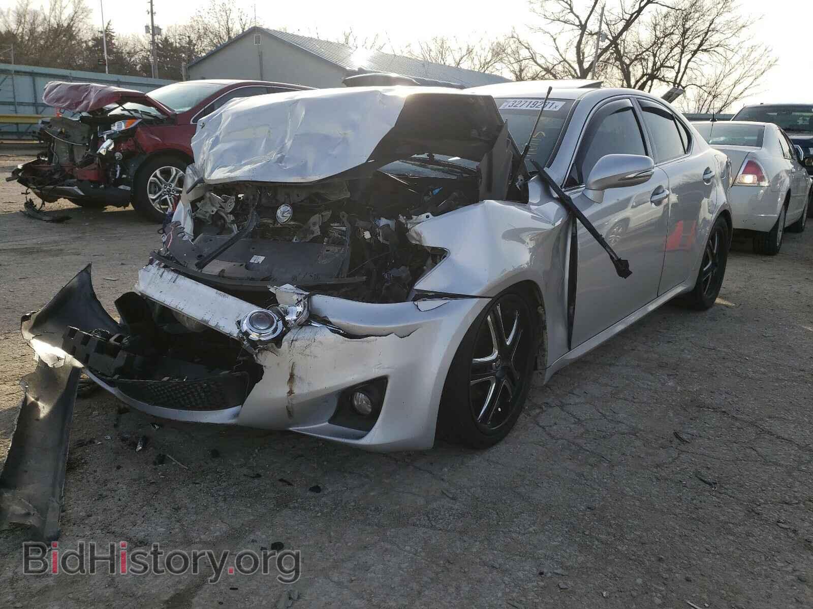 2011 LEXUS IS - VIN: JTHBF5C21B2100650 - Фото 2