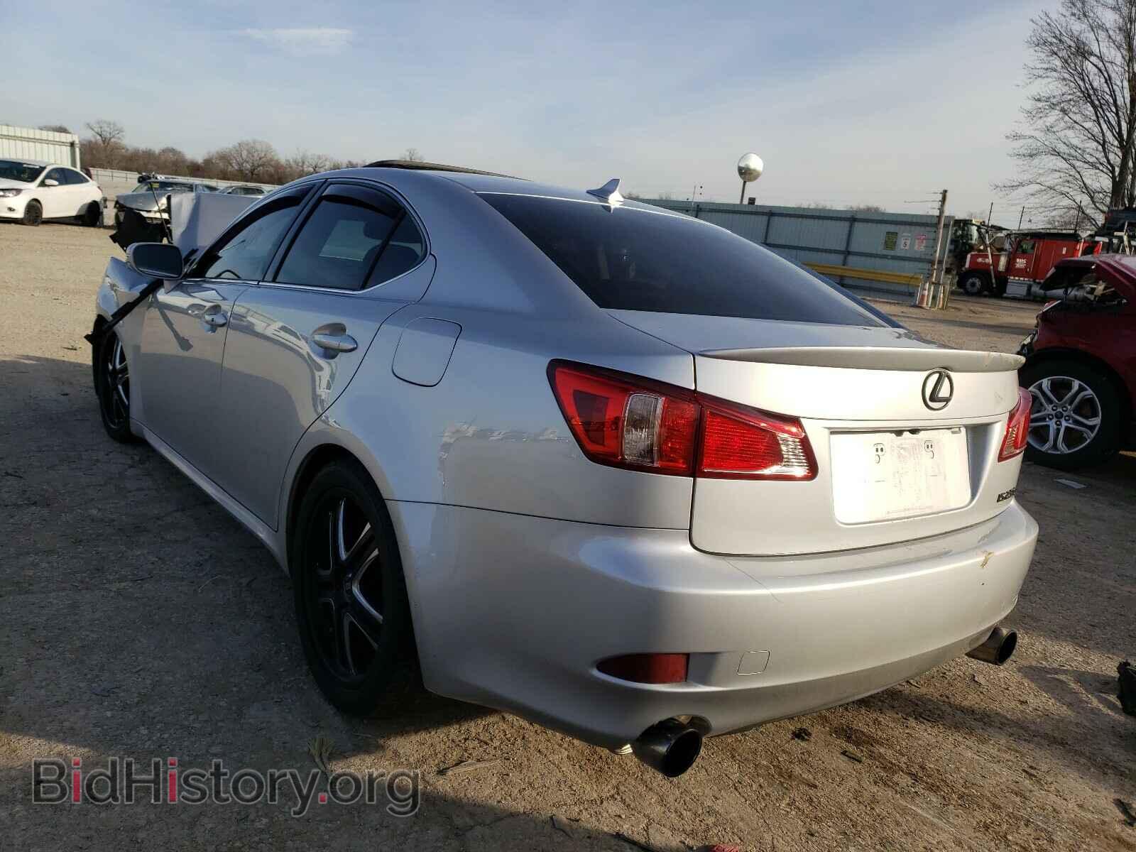 2011 LEXUS IS - VIN: JTHBF5C21B2100650 - Фото 3