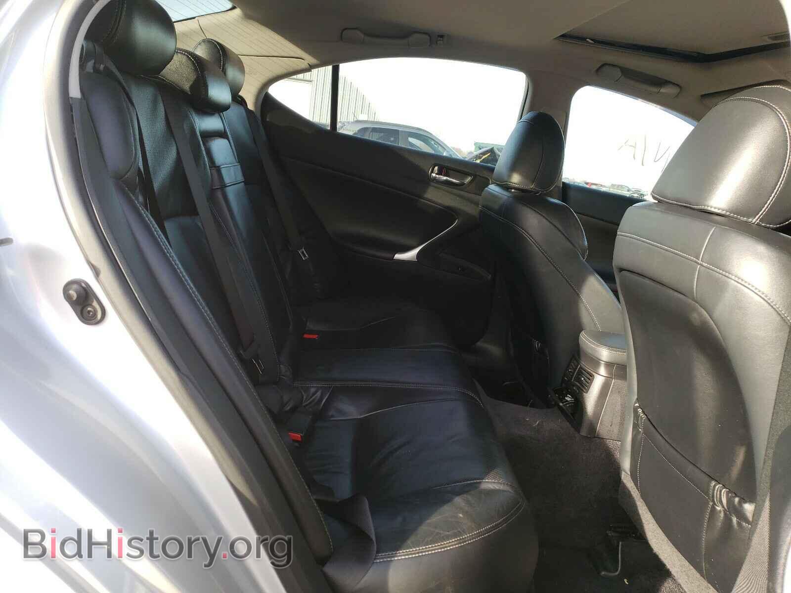 2011 LEXUS IS - VIN: JTHBF5C21B2100650 - Фото 6